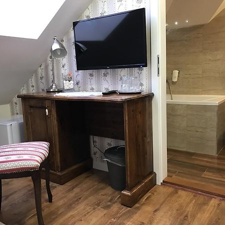 Centercity Apartments Presov Ngoại thất bức ảnh