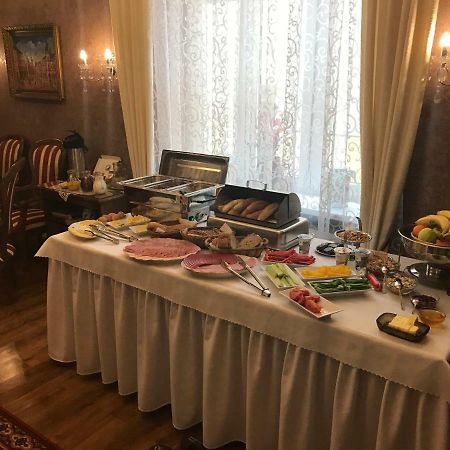 Centercity Apartments Presov Ngoại thất bức ảnh