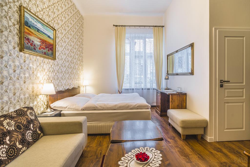 Centercity Apartments Presov Ngoại thất bức ảnh