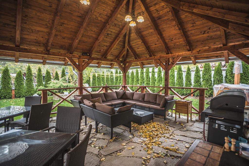 Centercity Apartments Presov Ngoại thất bức ảnh