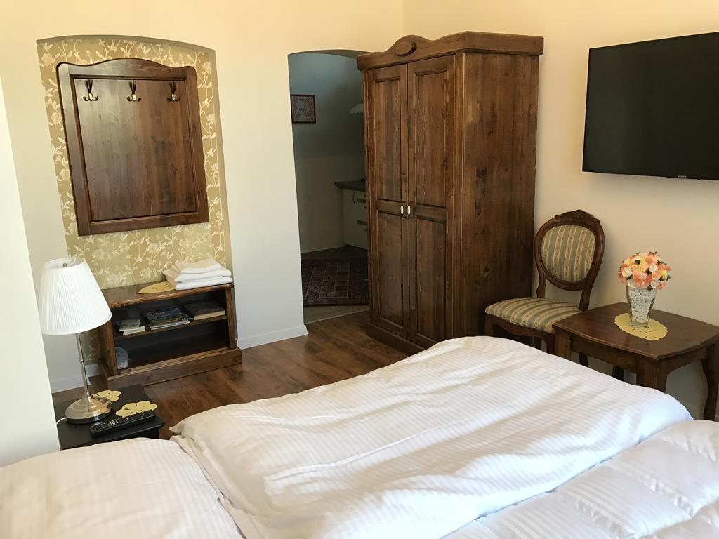 Centercity Apartments Presov Ngoại thất bức ảnh