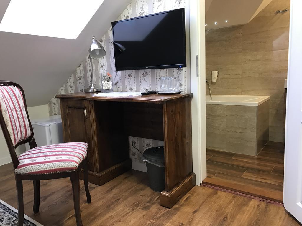 Centercity Apartments Presov Ngoại thất bức ảnh